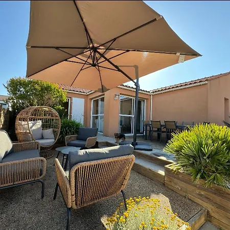 Holiday home Maison Fonctionnelle Avec Jardin Et Parking Prive Aux Sables-d'olonne - Fr-1-197-619